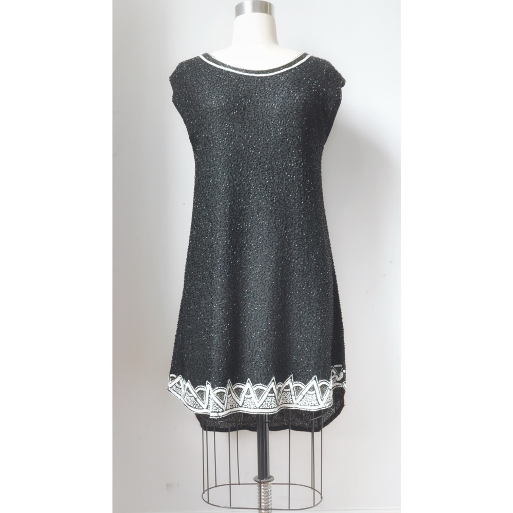 Moving-make an offer 🖤 fully beaded dress